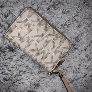 MK wallet